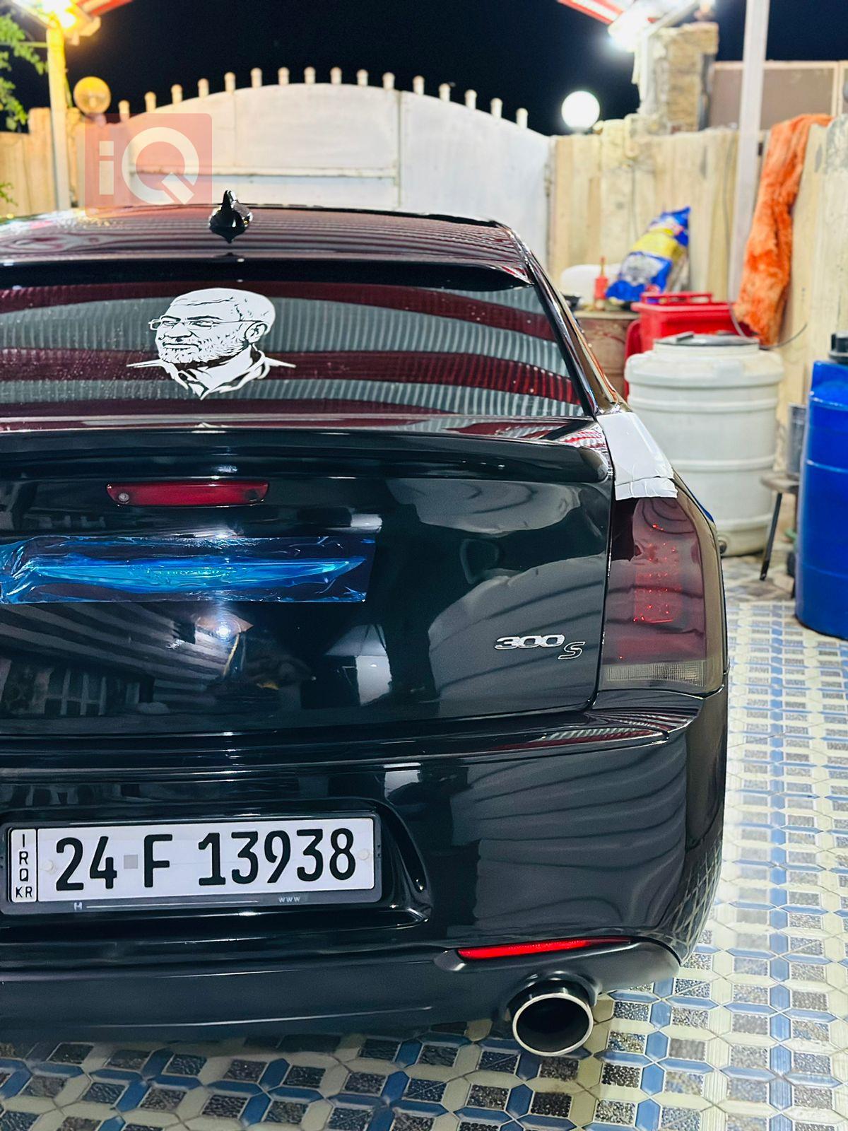 كرايسلر 300